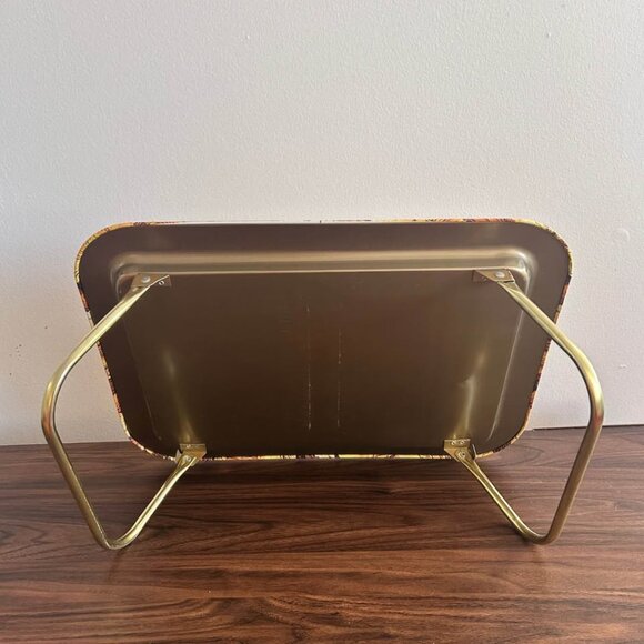 Vintage 1970s MCM Hippie Cottagecore Floral Metal TV Snack Tray with Folding Leg - Picture 7 of 10